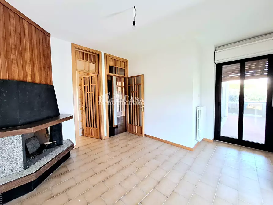 Immagine 32 di Villa in vendita  in via giuseppe guarnieri a Offida