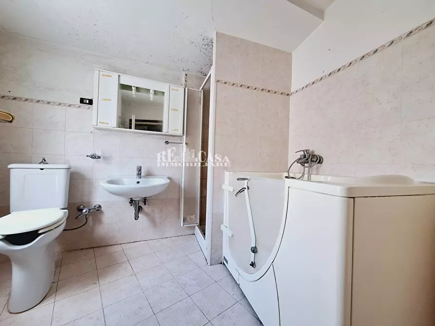 Immagine 19 di Appartamento in vendita  in via carpignana a Ascoli Piceno