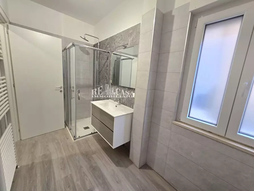 Immagine 11 di Appartamento in vendita  in via Crispi 35 a San Benedetto Del Tronto