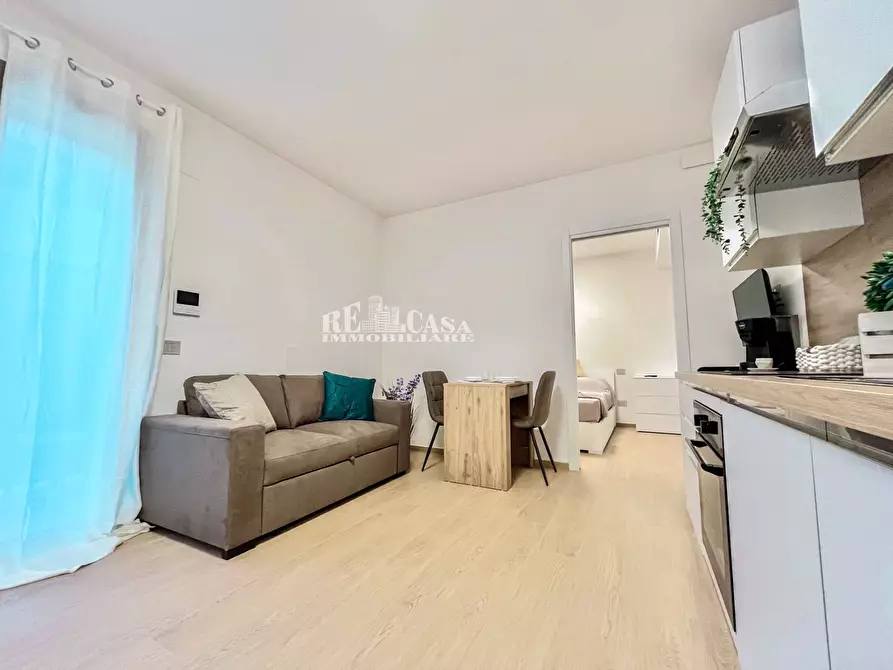 Immagine 3 di Appartamento in vendita  in Via Calatafimi a San Benedetto Del Tronto