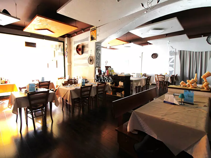 Immagine 9 di Attività commerciale in vendita  in aprutina 76 a Altidona