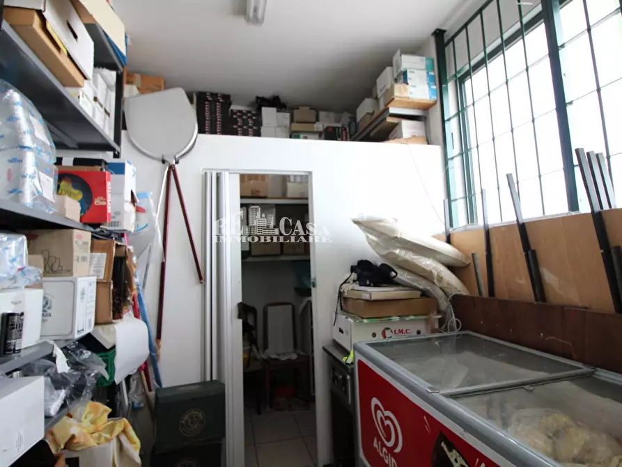 Immagine 20 di Attività commerciale in vendita  in aprutina 76 a Altidona