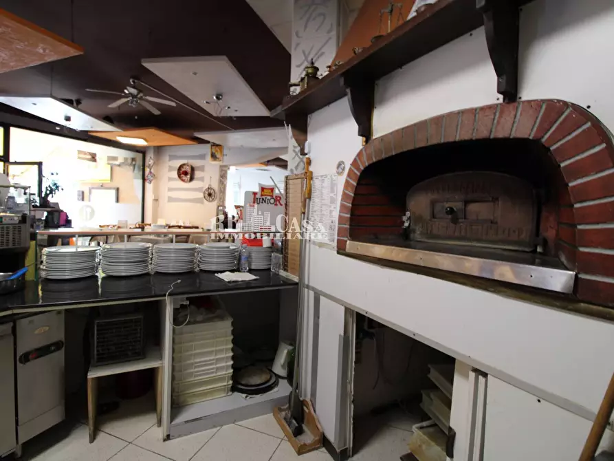 Immagine 6 di Attività commerciale in vendita  in aprutina 76 a Altidona