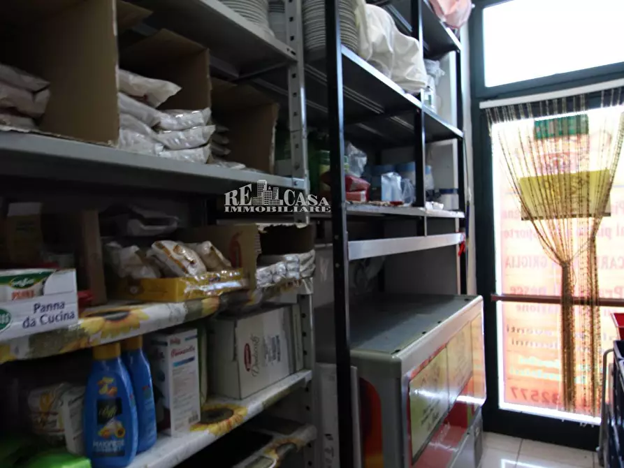Immagine 26 di Attività commerciale in vendita  in aprutina 76 a Altidona