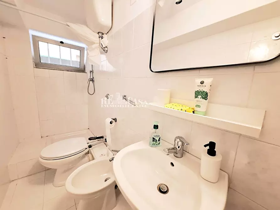 Immagine 14 di Appartamento in vendita  in via formentini a San Benedetto Del Tronto