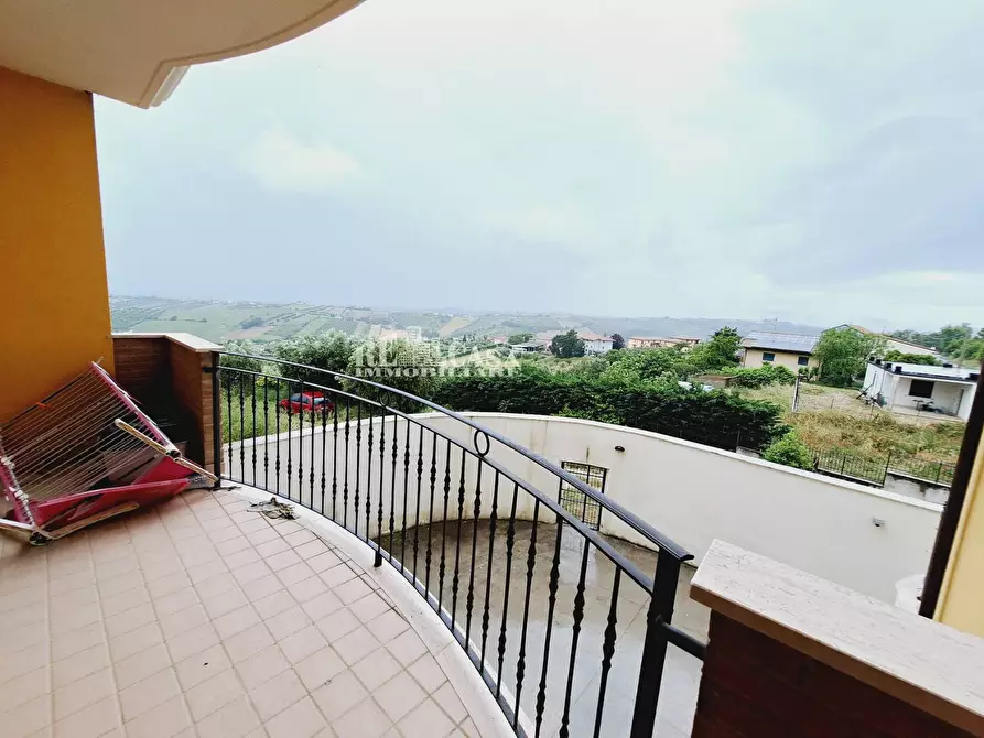 Immagine 9 di Appartamento in vendita  in contrada vallecupa a Ancarano