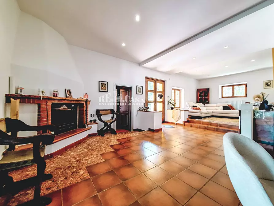 Immagine 11 di Villa in vendita  in Contrada Codara 42 a Ripatransone