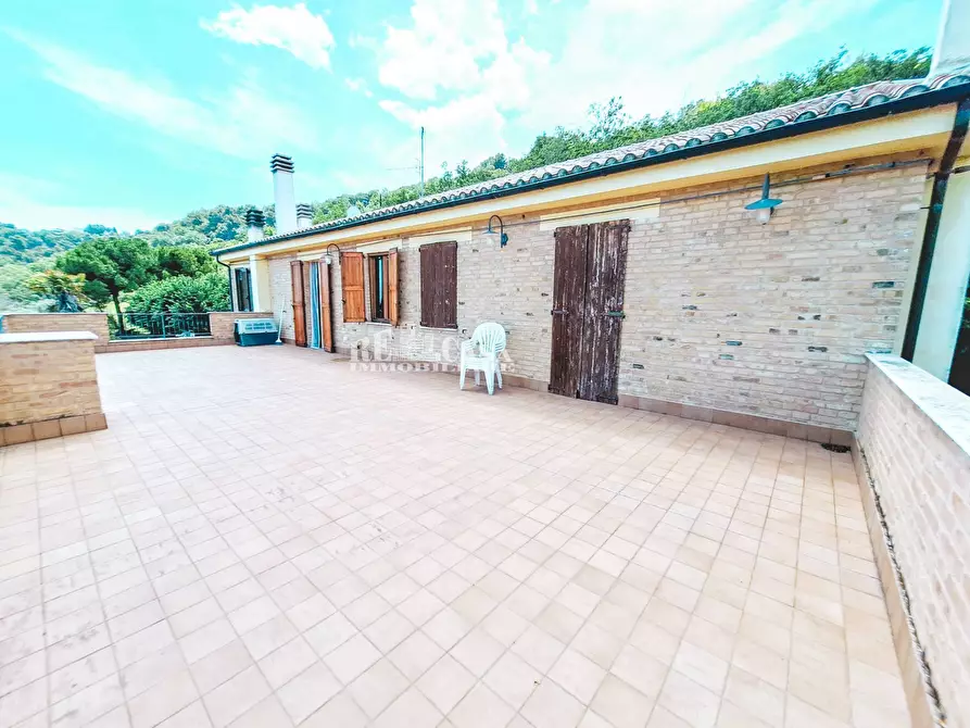 Immagine 45 di Villa in vendita  in Contrada Codara 42 a Ripatransone