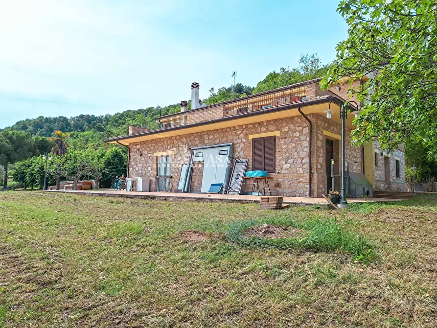 Immagine 61 di Villa in vendita  in Contrada Codara 42 a Ripatransone