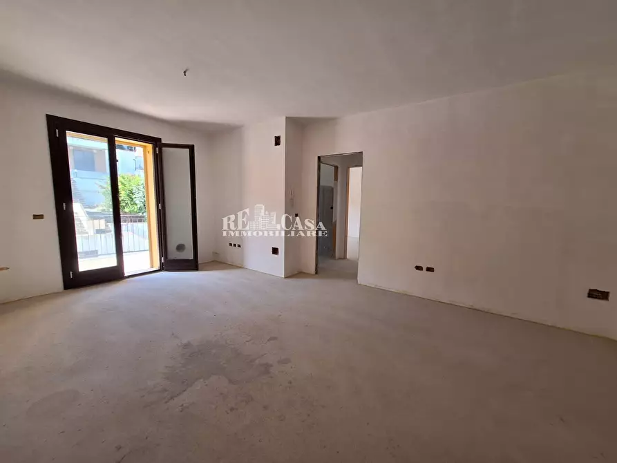 Immagine 2 di Appartamento in vendita  in C.da giardino a Ancarano