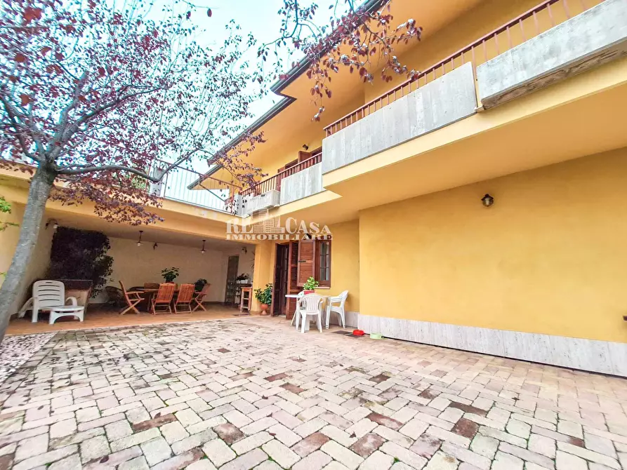 Immagine 13 di Villa in vendita  in via cona a Sant'omero