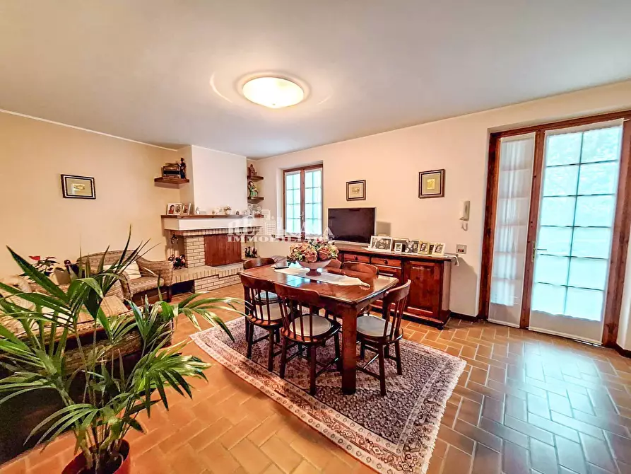 Immagine 18 di Villa in vendita  in via cona a Sant'omero