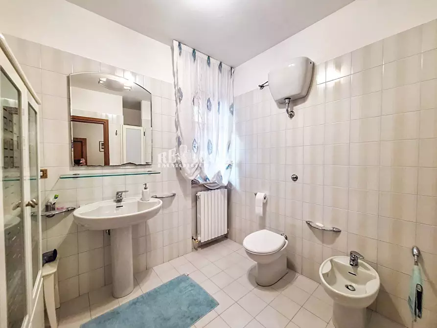 Immagine 21 di Villa in vendita  in via cona a Sant'omero