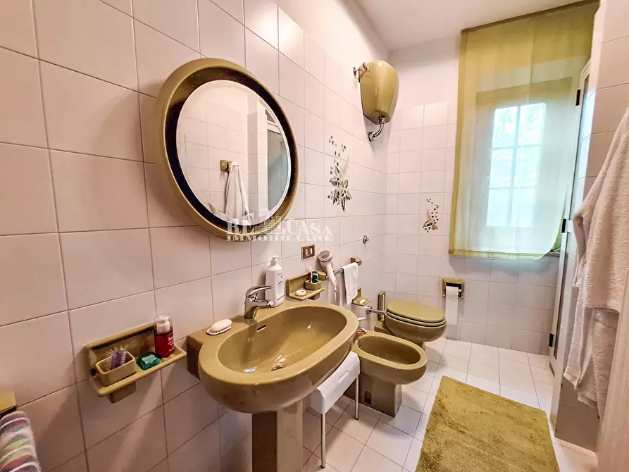 Immagine 34 di Villa in vendita  in via cona a Sant'omero