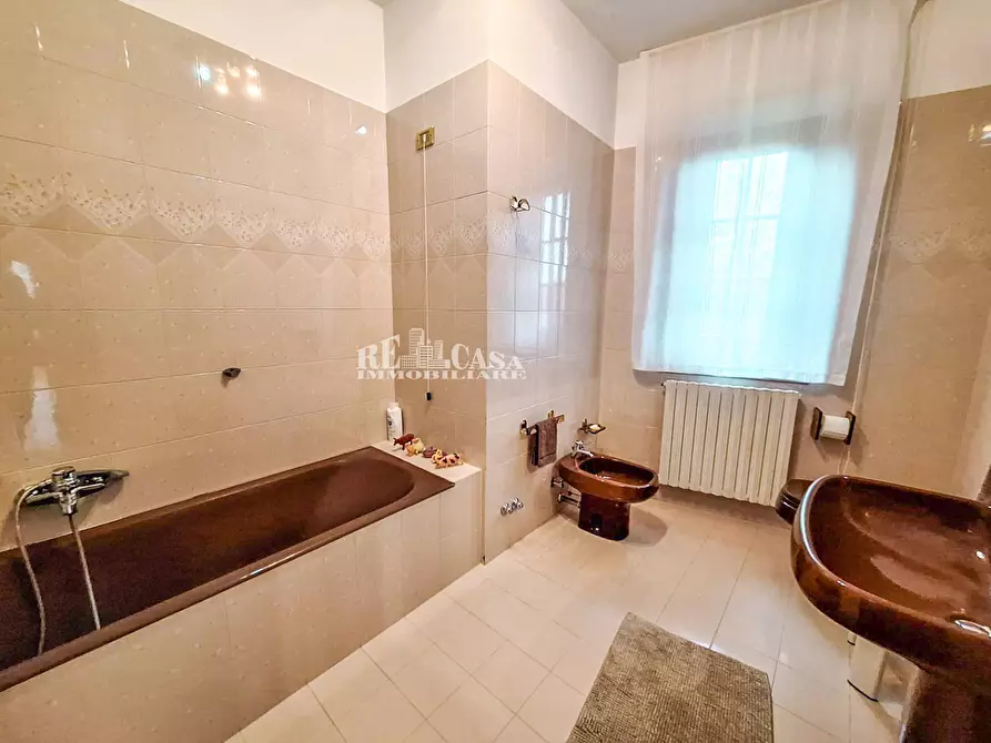 Immagine 35 di Villa in vendita  in via cona a Sant'omero