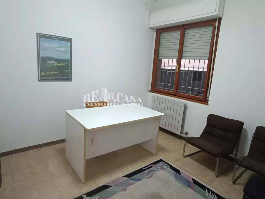 Immagine 18 di Ufficio in affitto  in Via santoro di santarosa a Civitanova Marche