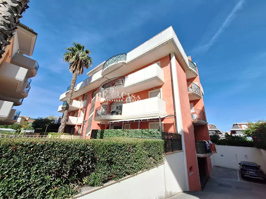 Immagine 19 di Appartamento in vendita  in Via sergio Turone a Martinsicuro