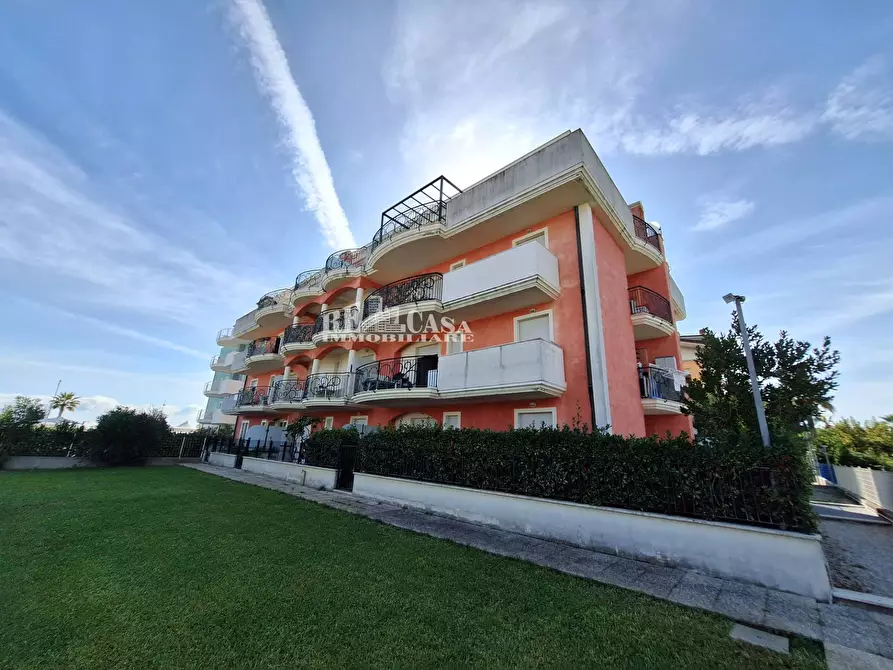 Immagine 17 di Appartamento in vendita  in Via sergio Turone a Martinsicuro