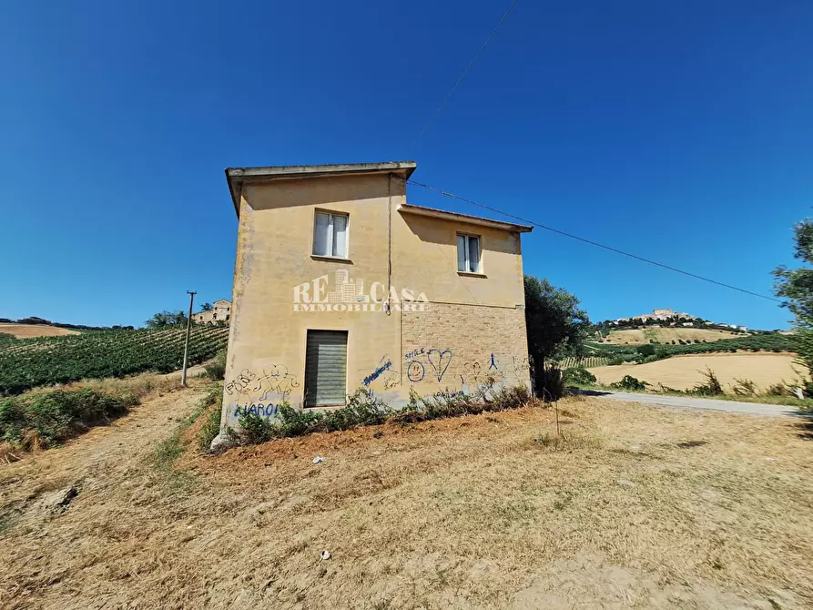 Immagine 10 di Rustico / casale in vendita  in contrada collenavicchio a Acquaviva Picena