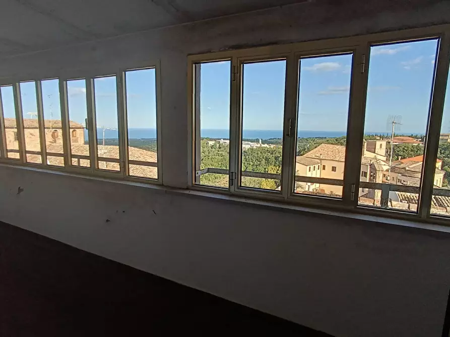 Immagine 3 di Casa indipendente in vendita  in lupin 6 a Ripatransone