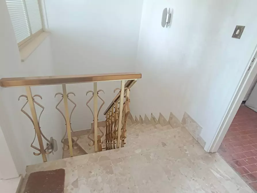 Immagine 23 di Casa indipendente in vendita  in lupin 6 a Ripatransone