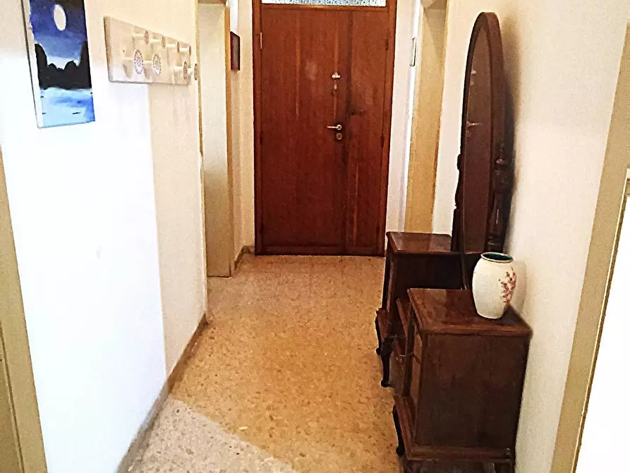 Immagine 32 di Casa indipendente in vendita  in lupin 6 a Ripatransone