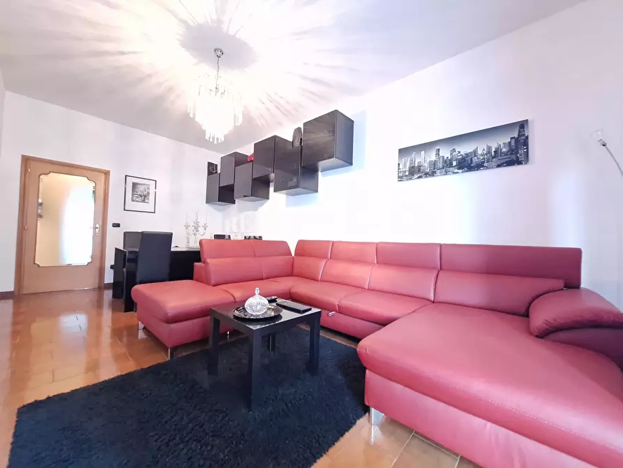 Immagine 2 di Appartamento in vendita  in via camillo benso conte di cavour a Sant'egidio Alla Vibrata