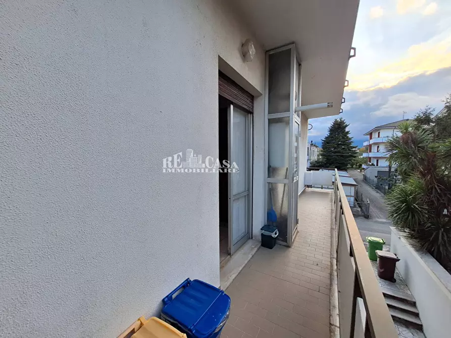 Immagine 10 di Appartamento in vendita  in via camillo benso conte di cavour a Sant'egidio Alla Vibrata