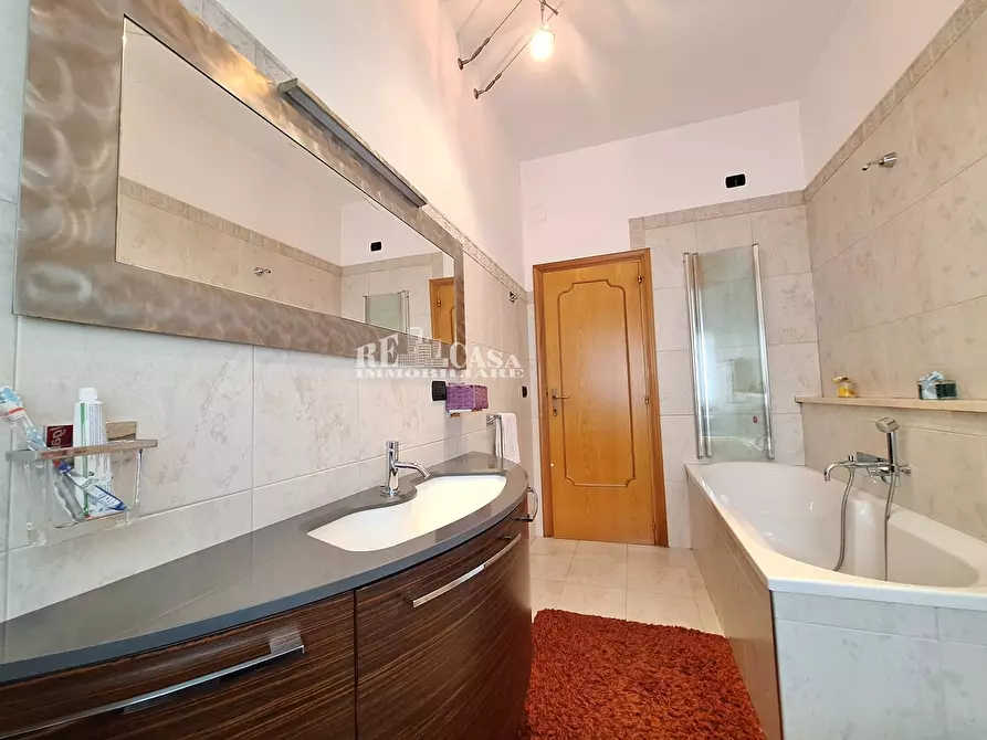 Immagine 18 di Appartamento in vendita  in via camillo benso conte di cavour a Sant'egidio Alla Vibrata