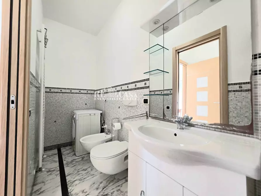 Immagine 7 di Appartamento in vendita  in Via Confalonieri a San Benedetto Del Tronto