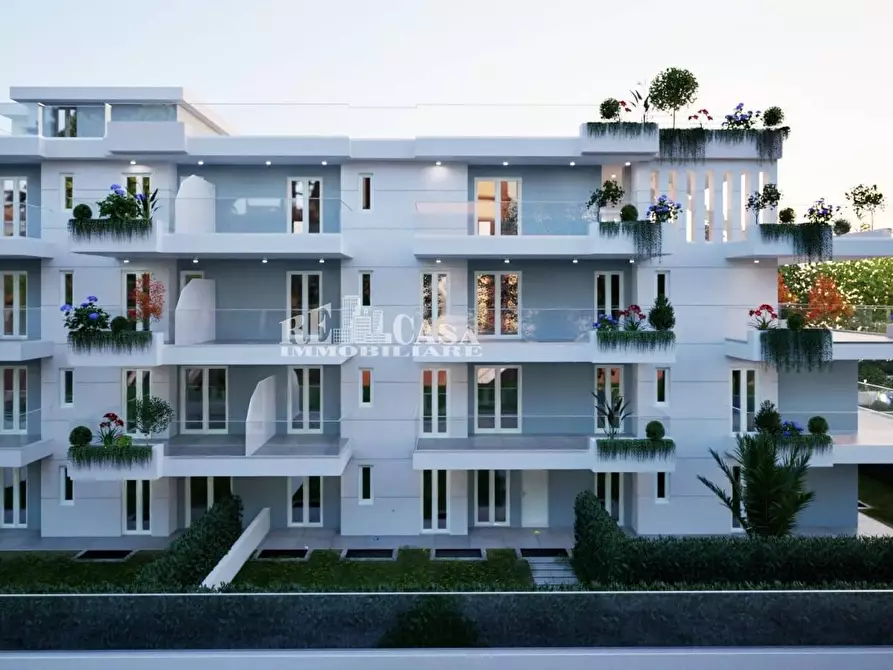 Immagine 3 di Appartamento in vendita  in Viale De Gasperi 62 a Grottammare