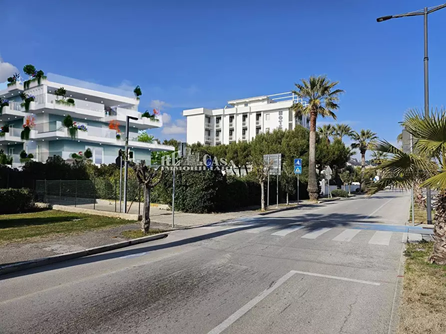 Immagine 4 di Appartamento in vendita  in Viale De Gasperi 62 a Grottammare