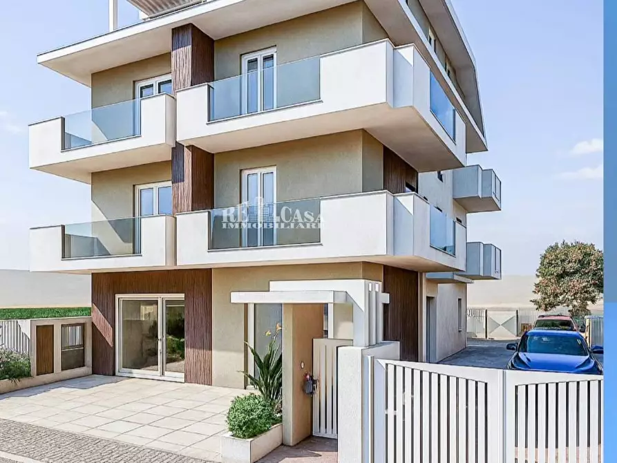 Immagine 9 di Appartamento in vendita  in Via Fratelli Cervi 18 a San Benedetto Del Tronto