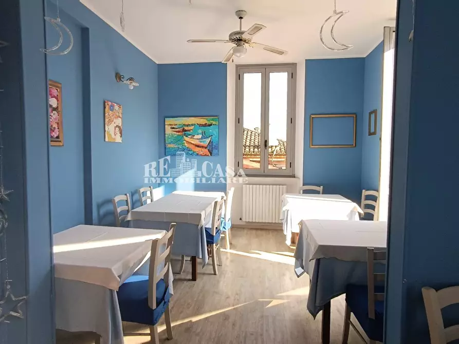 Immagine 13 di Attività commerciale in vendita  in VIA ROMA 31 a Cupra Marittima