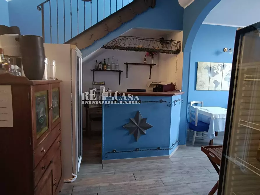 Immagine 11 di Attività commerciale in vendita  in VIA ROMA 31 a Cupra Marittima