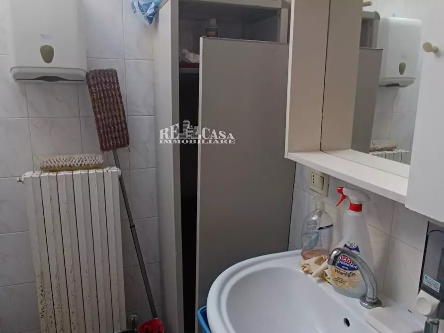 Immagine 20 di Attività commerciale in vendita  in VIA ROMA 31 a Cupra Marittima