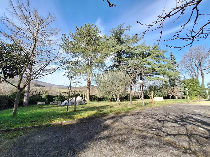 Immagine 8 di Villa in vendita  in via imperia 13 a Folignano