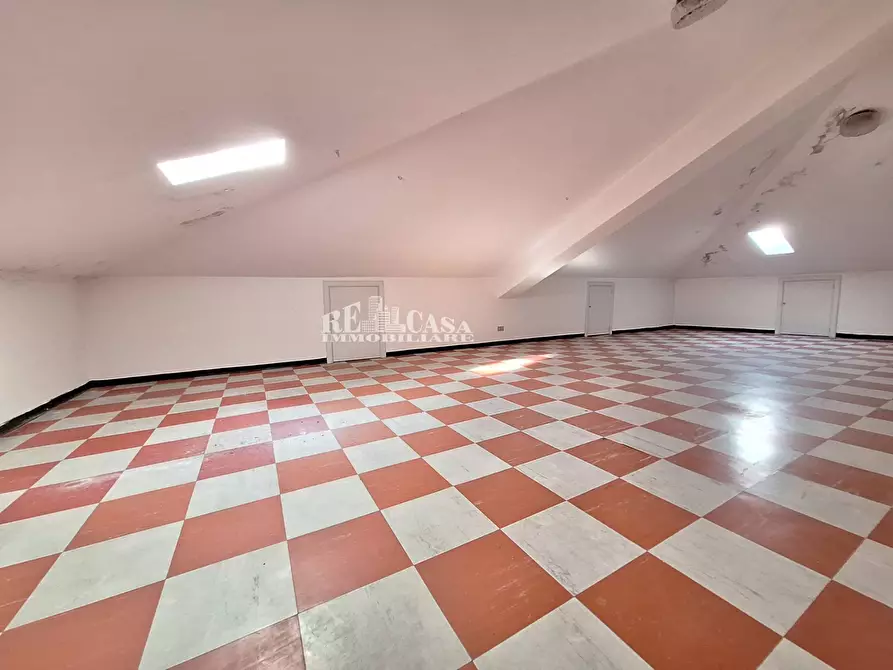 Immagine 45 di Villa in vendita  in via imperia 13 a Folignano