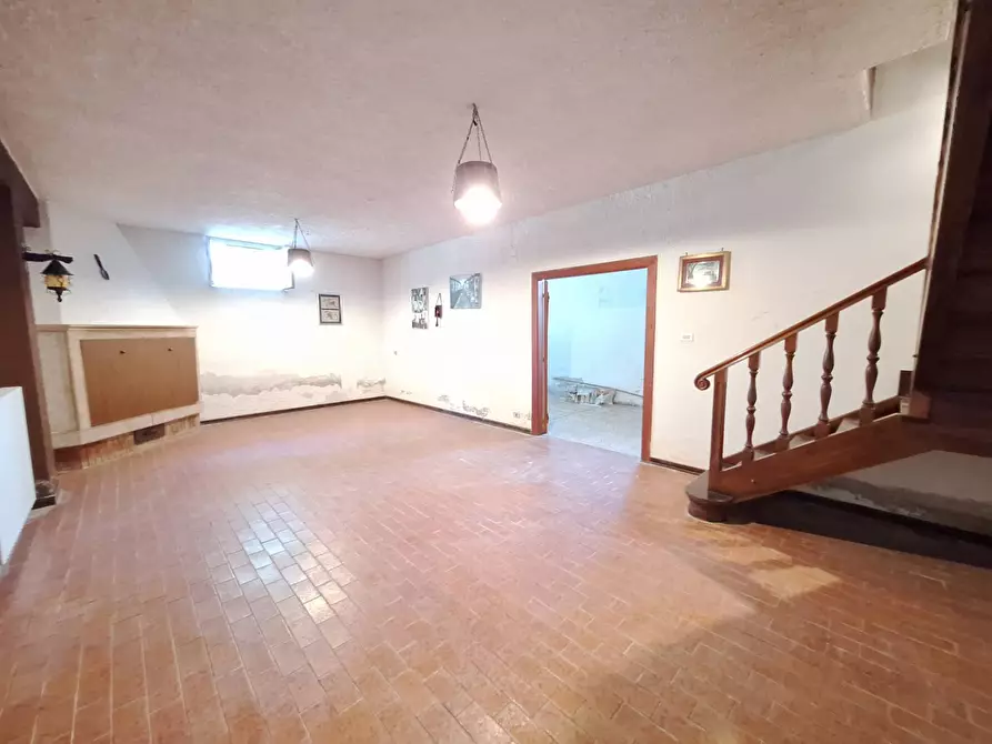 Immagine 46 di Villa in vendita  in via imperia 13 a Folignano