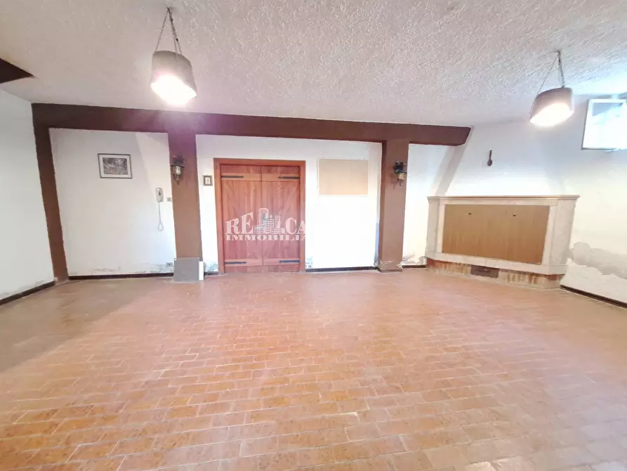 Immagine 49 di Villa in vendita  in via imperia 13 a Folignano