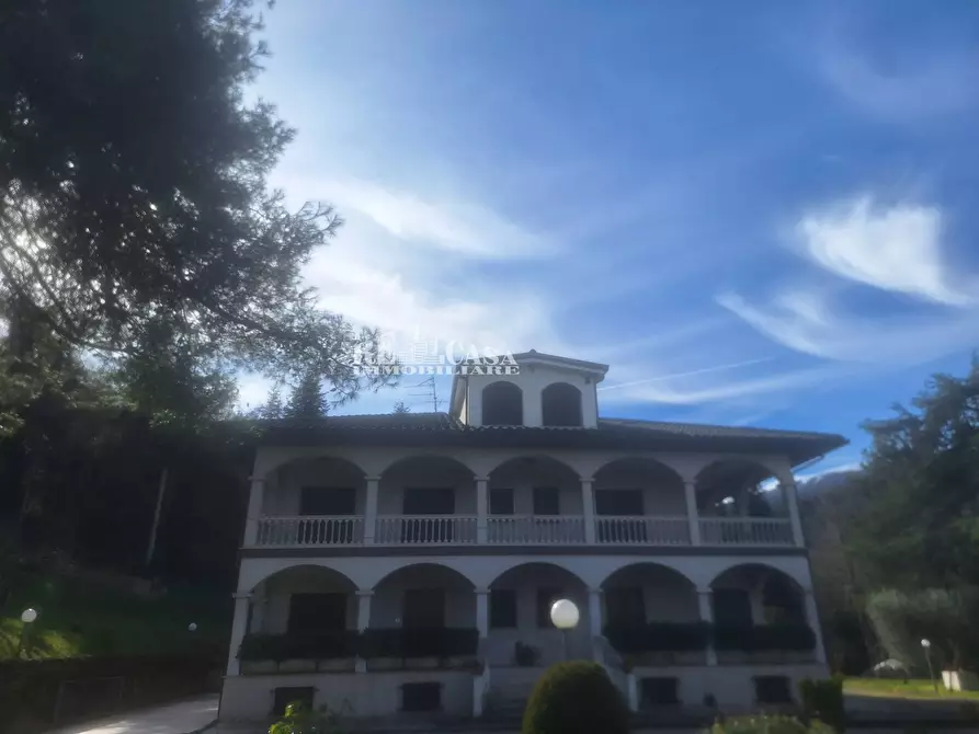 Immagine 52 di Villa in vendita  in via imperia 13 a Folignano