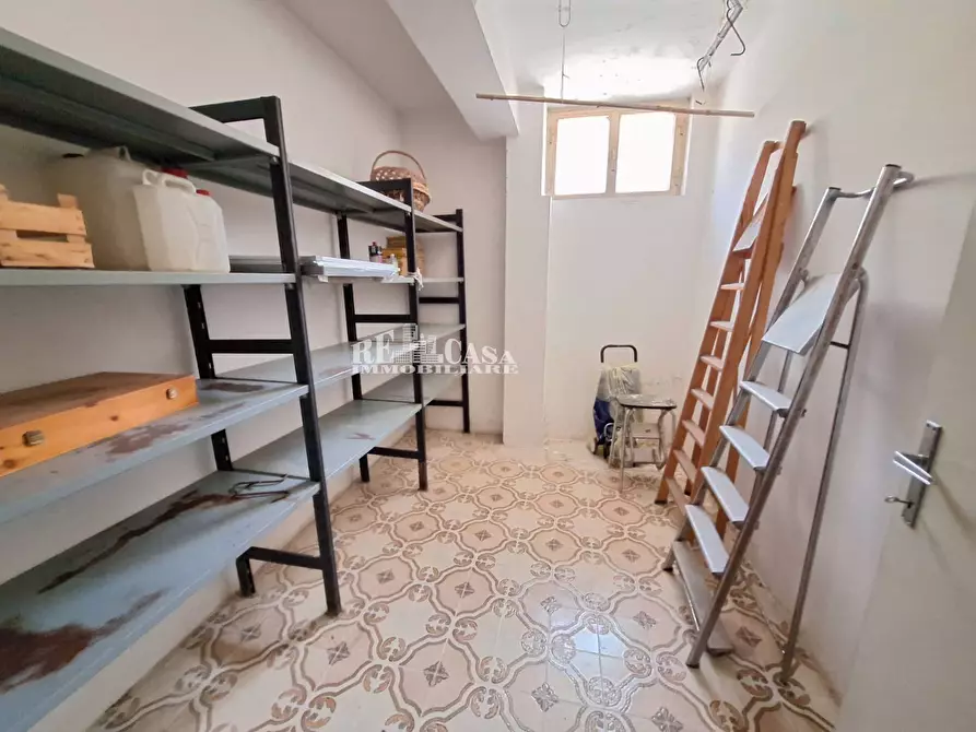 Immagine 59 di Villa in vendita  in via imperia 13 a Folignano