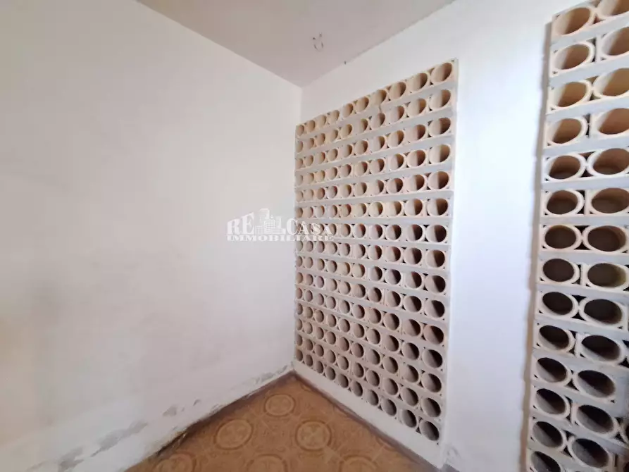 Immagine 61 di Villa in vendita  in via imperia 13 a Folignano