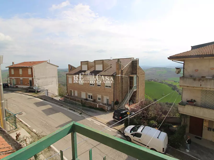 Immagine 5 di Appartamento in vendita  in XX settembre 100 a Carassai