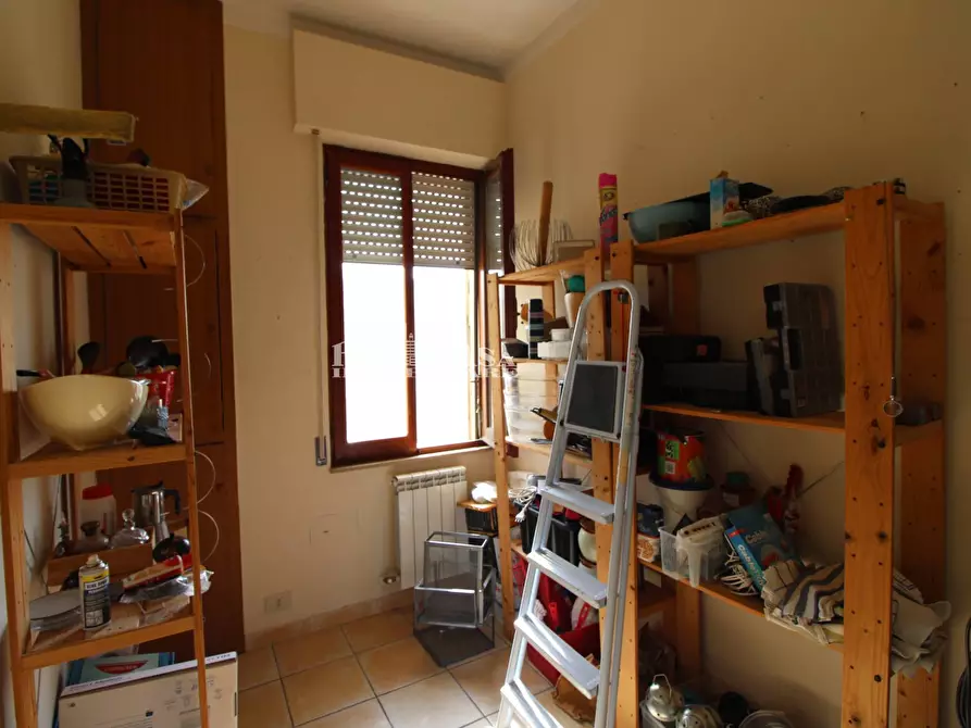 Immagine 16 di Appartamento in vendita  in XX settembre 100 a Carassai