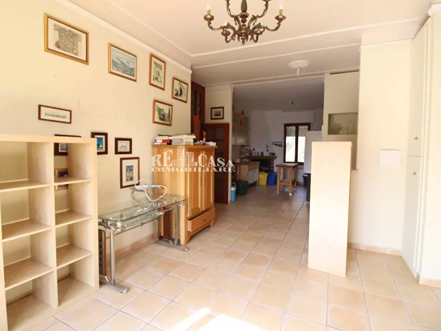 Immagine 1 di Appartamento in vendita  in XX settembre 100 a Carassai