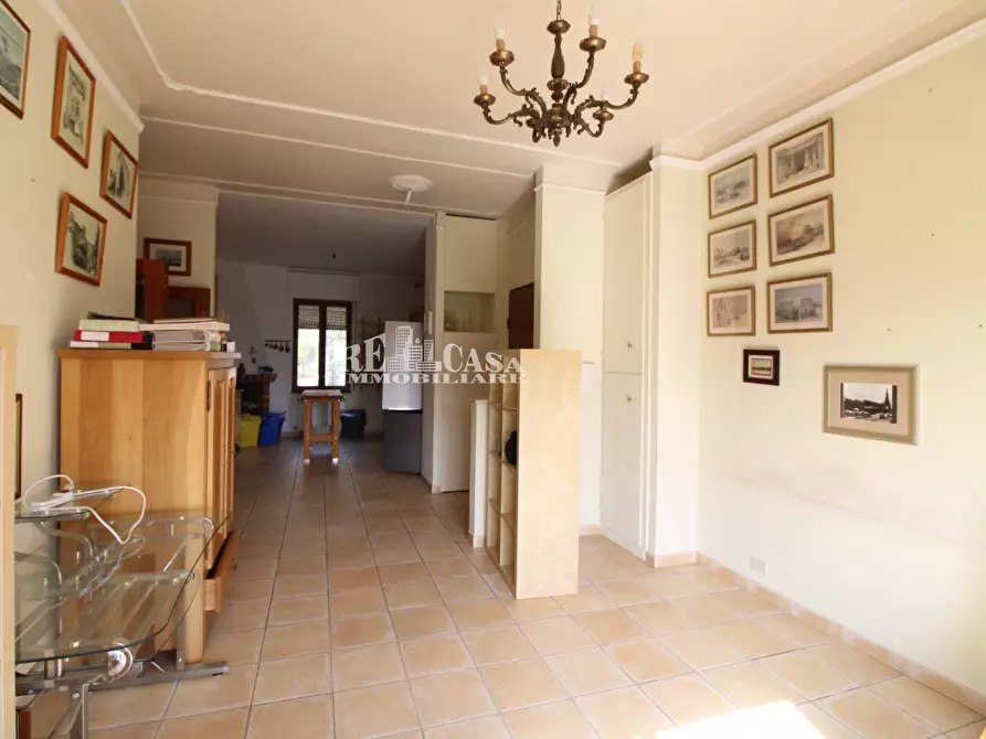 Immagine 21 di Appartamento in vendita  in XX settembre 100 a Carassai