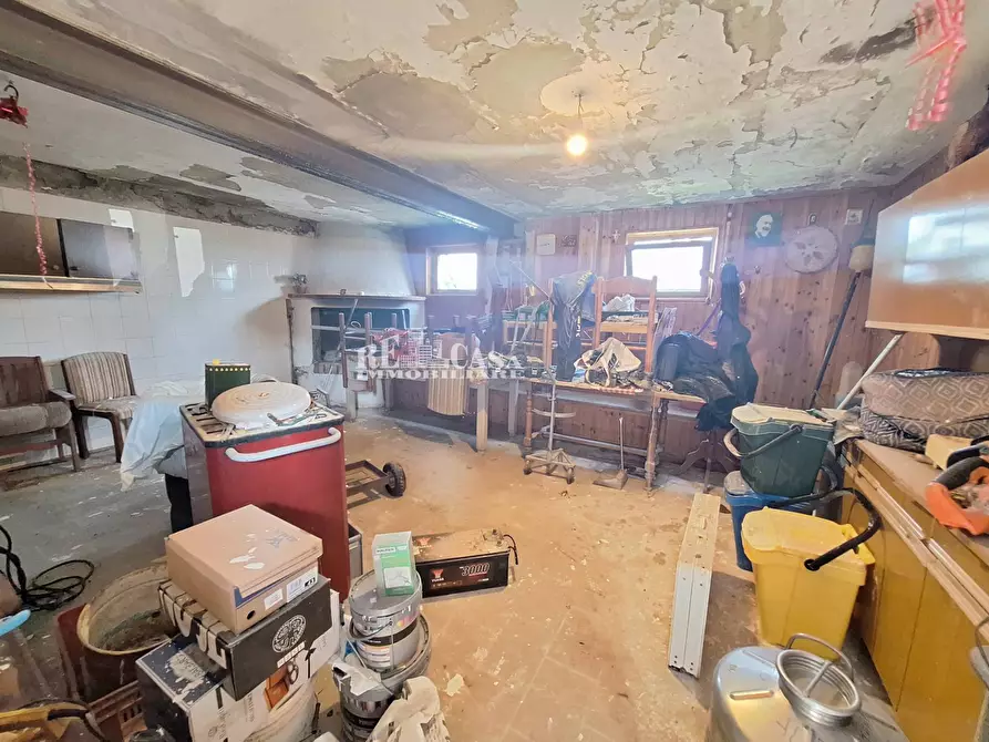 Immagine 5 di Casa indipendente in vendita  in via montecoccio 12 a Ancarano