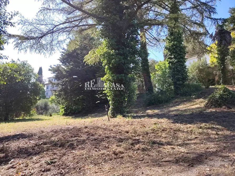 Immagine 26 di Villa in vendita  in VIA IV Novembre 59 a Colli Del Tronto