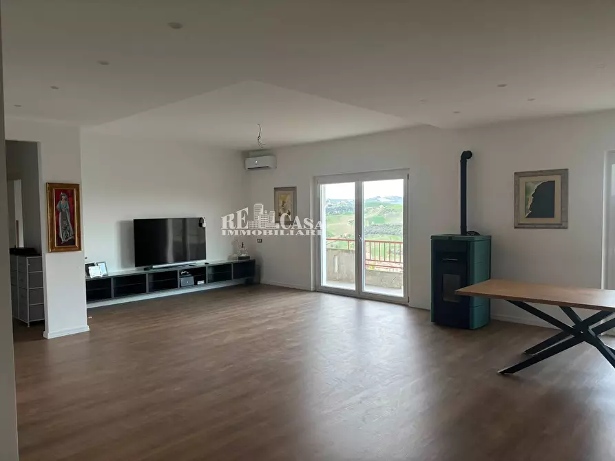 Immagine 1 di Casa indipendente in vendita  in pallino a Spinetoli